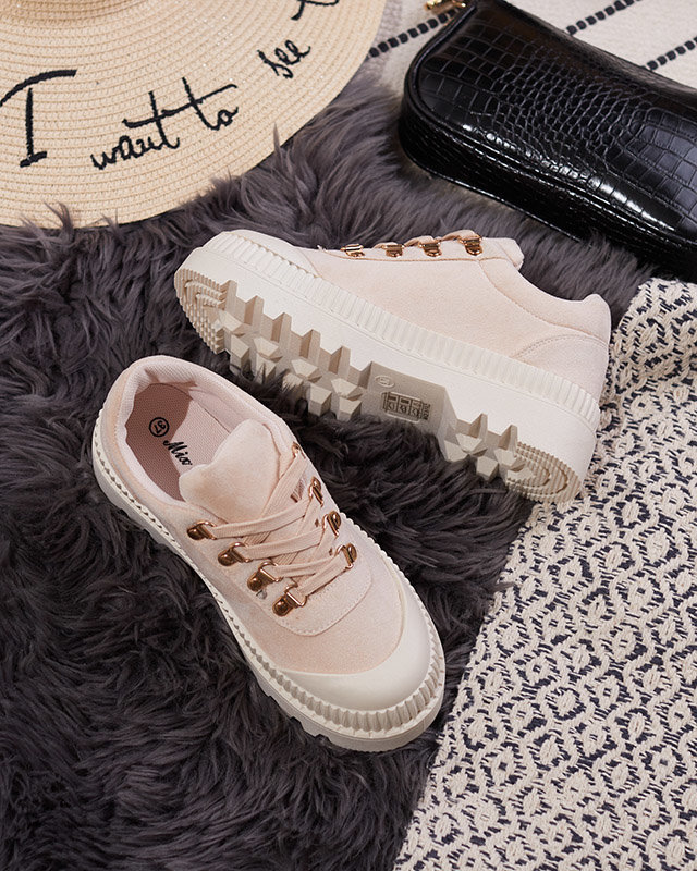 OUTLET Bézs színű női sportcipő, mint az Ohos tornacipő - Lábbeli