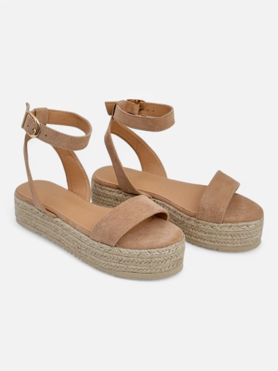 Royalfashion Női platform szandál Finna