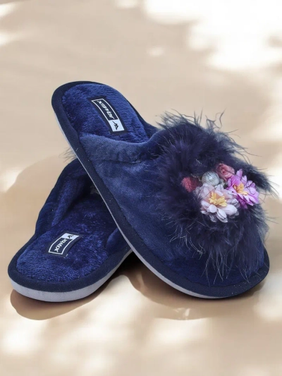 Royalfashion női szőrös papucs virágokkal Ederra