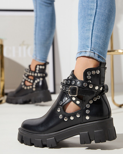 Fekete női csizma masszív Avarna talpon - Lábbeli
