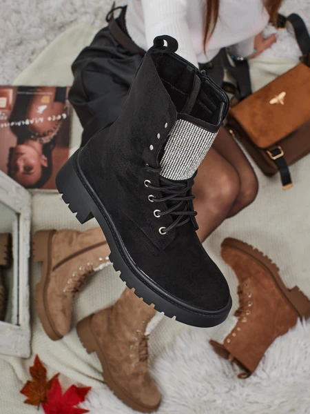 Ferlyne öko velúr fűzős női bokacsizma