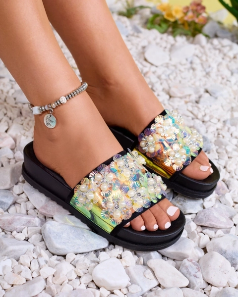 Női fekete platformszandál Maurelle díszítéssel - Cipő