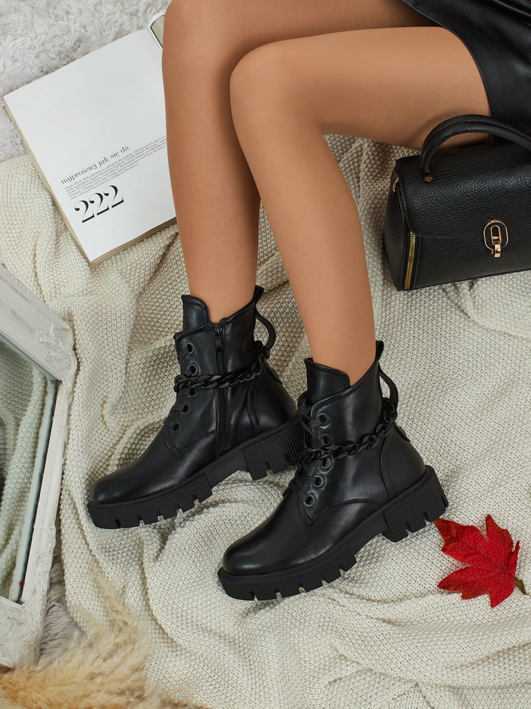 Eko bőr fűzős női Anviq bokacsizma