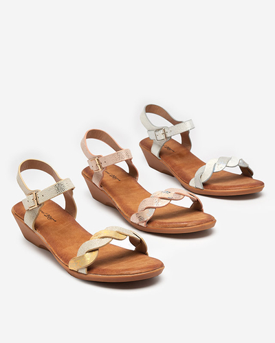 Arany női szandál holografikus betéttel Neluna - Cipők