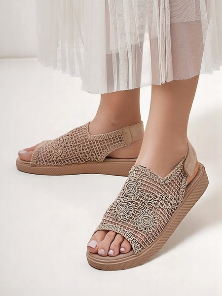 Royalfashion női Levay perforált felsőrészű szandál