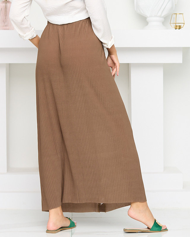 Női barna redős midi szoknya gombokkal - Lábbeli