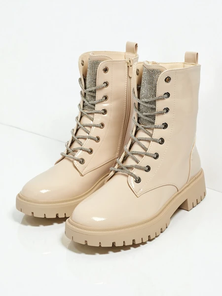 Flora Bézs Színű Szintetikus Elegáns Női Bokacsizma Őszre