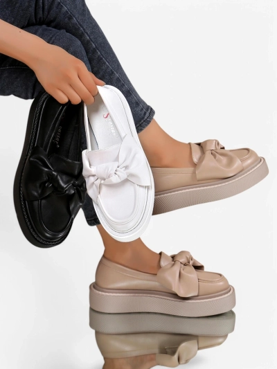 Royalfashion Elegáns női mokaszin masnival Ortto