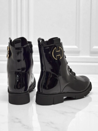 Kalen lakkozott fűzős női bokacsizma