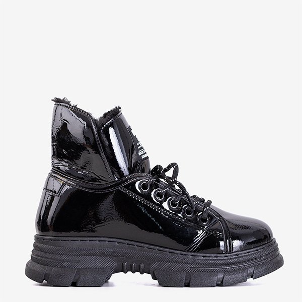 Fekete lakkozott női csizma a Rostorie-tól - Lábbeli