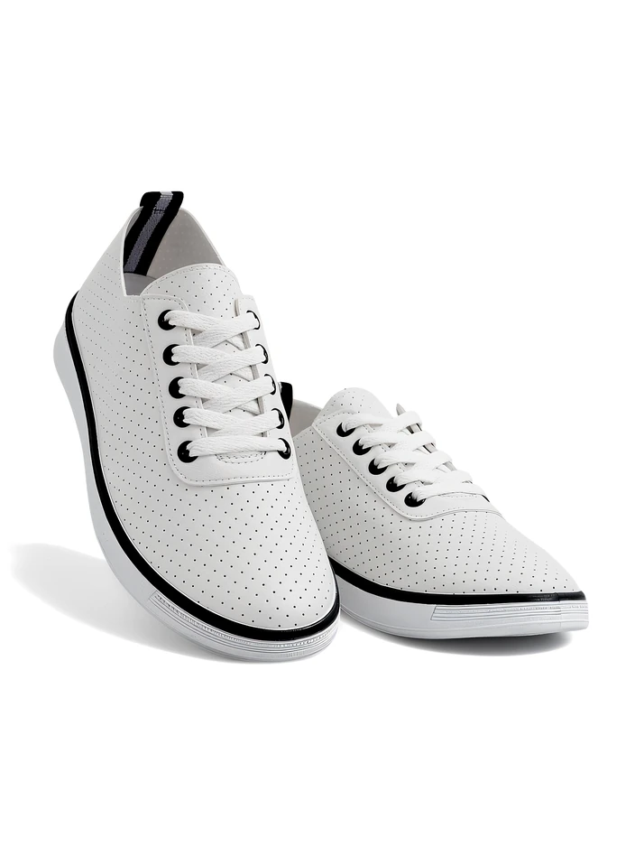 Royalfashion Női perforált sportcipők Pumbes