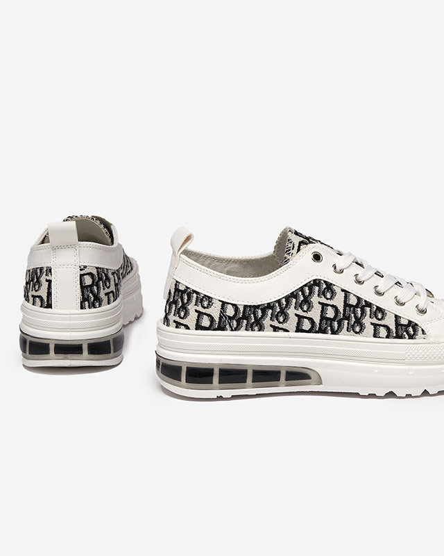 OUTLET Női fehér mintás tornacipő Neriwas platformon - Lábbeli