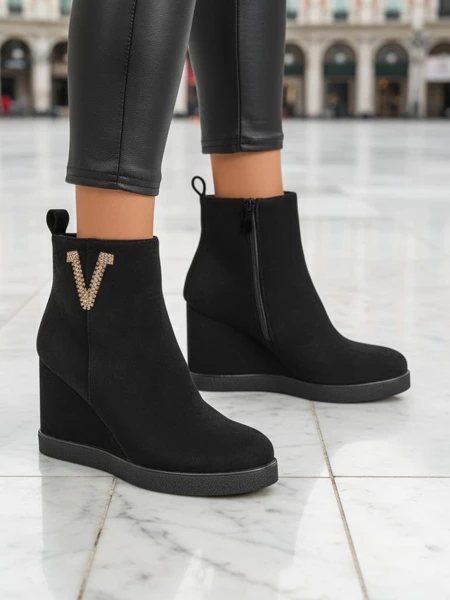 Royalfashion Nerias női magassarkú csizma