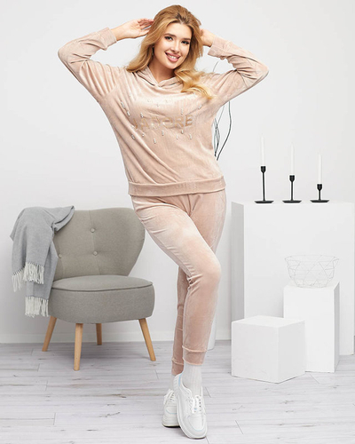 Bézs színű női tréningruha szett nyomattal és gyöngyökkel - Ruházat