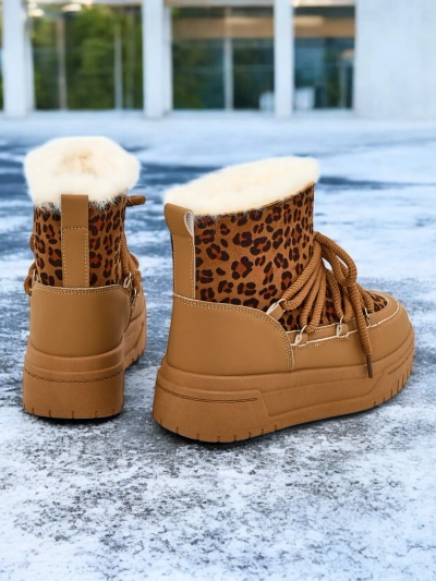 Royalfashion Női csipkés hótaposó Moniuc