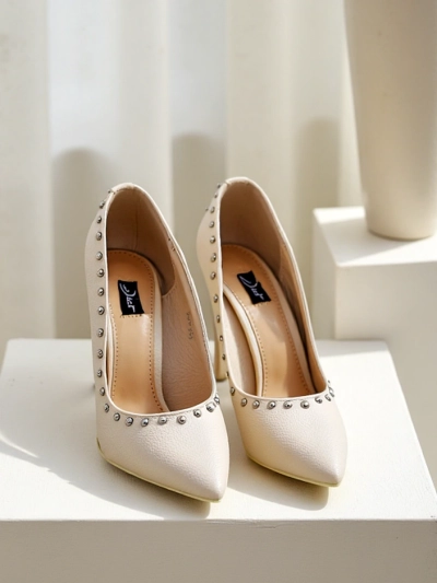 Royalfashion Női stiletto magassarkú cipők tüskékkel Koscalle