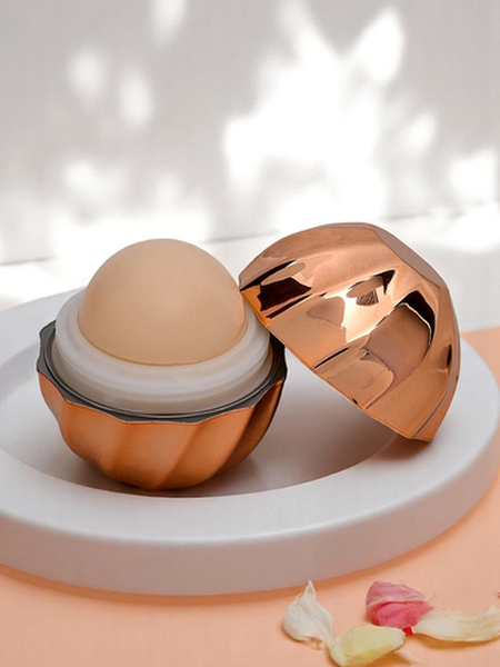 Balzsam formájú parfüm, amelyet a Black Opium inspirált