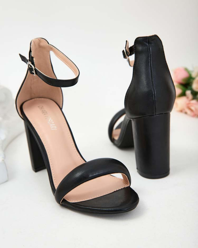 Royalfashion Női Leheres Post szandál