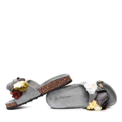 Szare klapki z kwiatkami Leslie- Obuwie