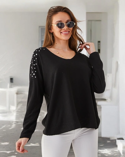 Royalfashion Női vékony viszkóz pulóver strasszkövekkel a vállán