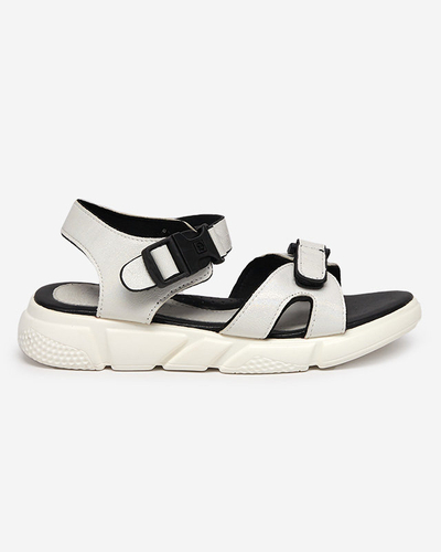 Fényes gyerekszandál fehér Leepe-Shoes-ban