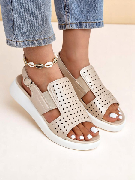 Royalfashion Női szandál vastagabb talppal BreezyStep