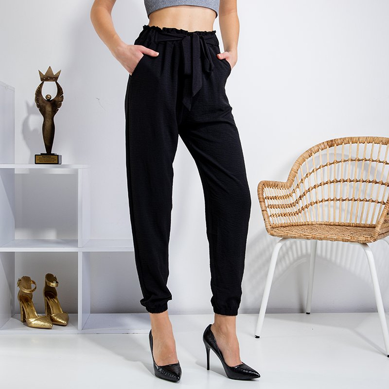 Női fekete nadrág összeszedett derékkal - Ruházat