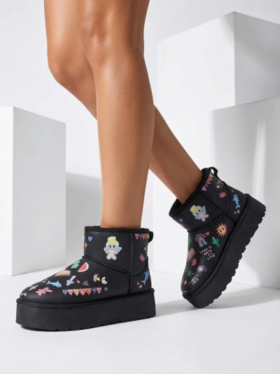 Royalfashion Rövid hó csizma stílusú női csizmák Hanaga matricákkal