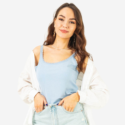 Kék női póló csipkével a pántokon - Ruházat