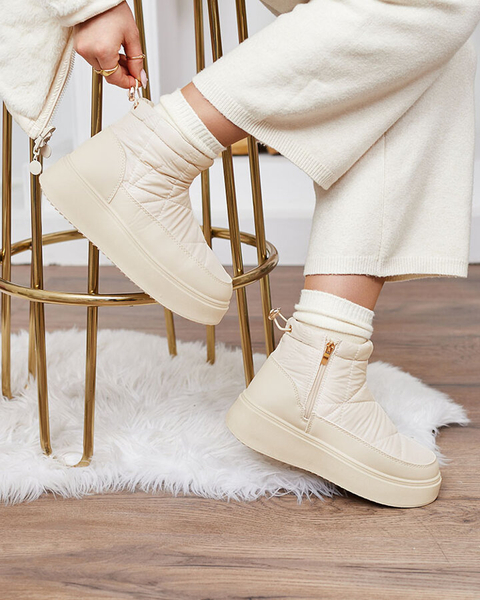 Royalfashion Női csúszós hócsizma krém színben Armeda