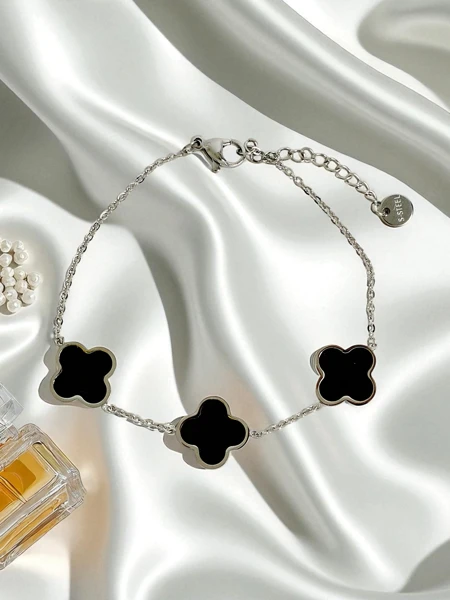 Callisto Nero nemesacél karkötő virágmotívummal