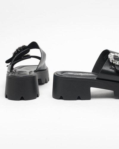 OUTLET Fekete női papucs cirkon díszekkel Sadoh- Lábbeli