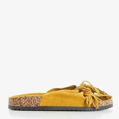 OUTLET Női mustáros papucs rojtos Mua - Cipő