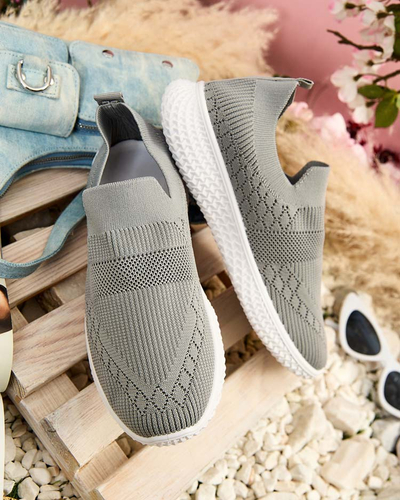 Royalfashion Női csúszós sportcipő Ennas