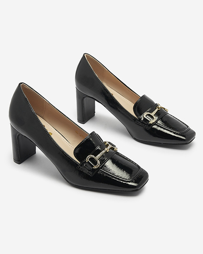Lakkozott női mokaszin stílusú cipő fekete színben Koccol- Footwear