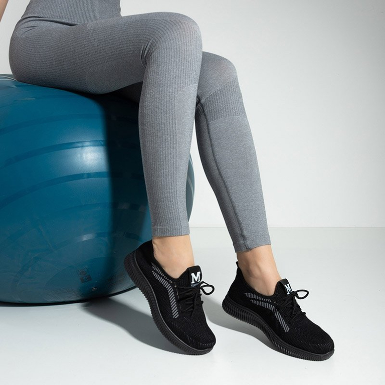 Fekete és szürke női sportcipő Mihr - Lábbeli