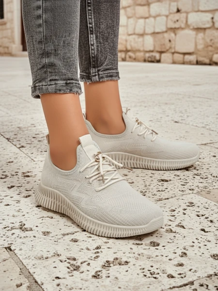 Aurelia Beige Royalfashion – Bézs női fűzős szövet tornacipő