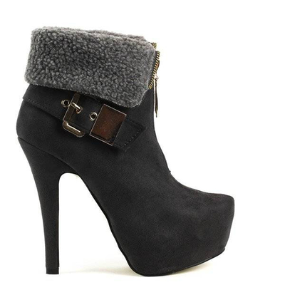 OUTLET Suede Booties Pin báránybőrrel - Cipő