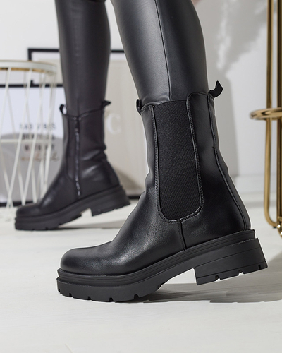 OUTLET Fekete női csizma vastagabb talppal Rasassi- Footwear