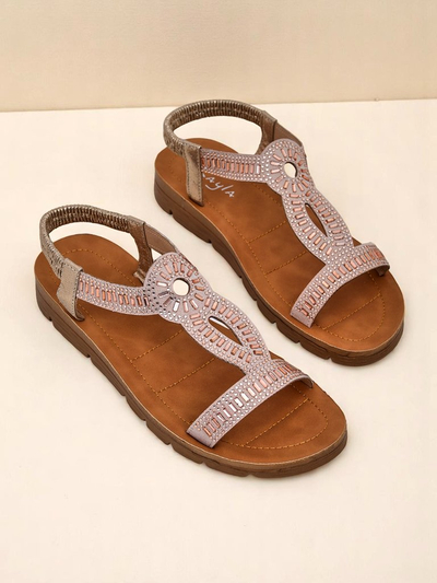 Royalfashion Női szandál dekoratív pántokkal Ava Shine