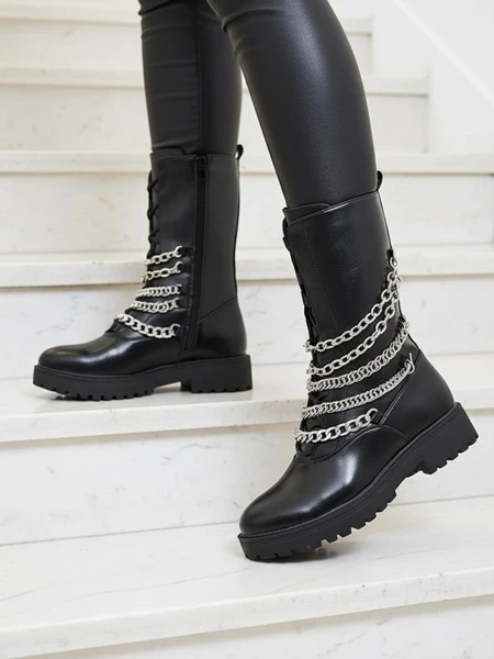 Royalfashion Női bagger csizma fekete színben Goserre