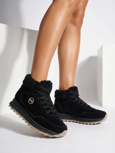 Royalfashion Női szigetelt sportcipő fekete Cerrto