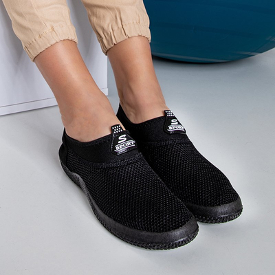 Női fekete csúszás a Dominga mesh cipőkön - cipő