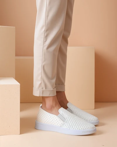 Royalfashion Női perforált sportcipő Musio