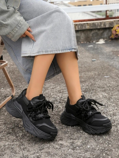 Royalfashion Női sportos sneakers vastag talpon Loness