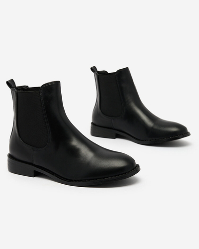 Royalfashion Fekete női csizma a'la sztyblety díszítéssel Ederte