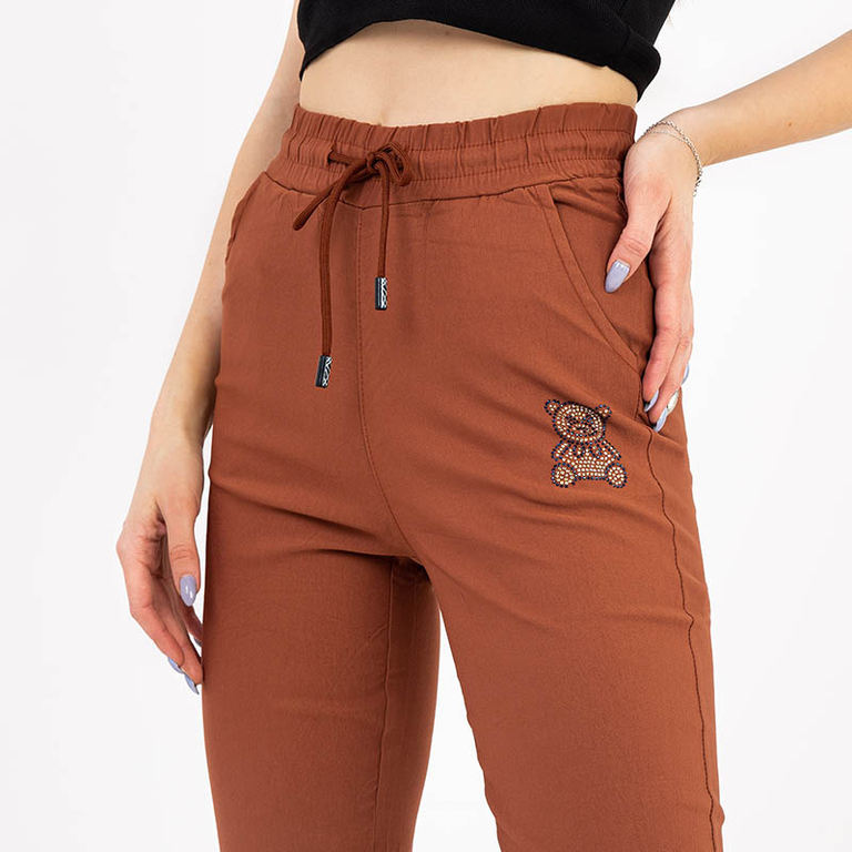 Barna szövet nadrág nőknek - Ruházat