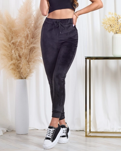 Royalfashion Női fekete bársony tréningruha alsó