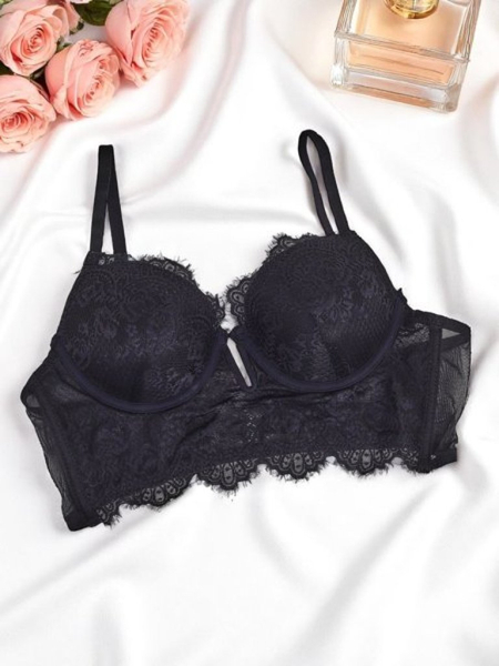 Royalfashion Női szivacsos csipkés fűzős melltartó Grace Corset