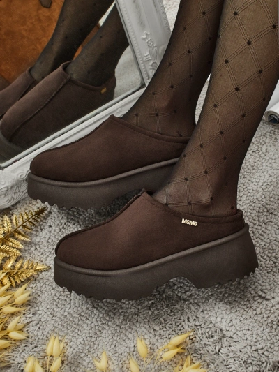 Rövid női a'la hócsizmák bundával Noelina